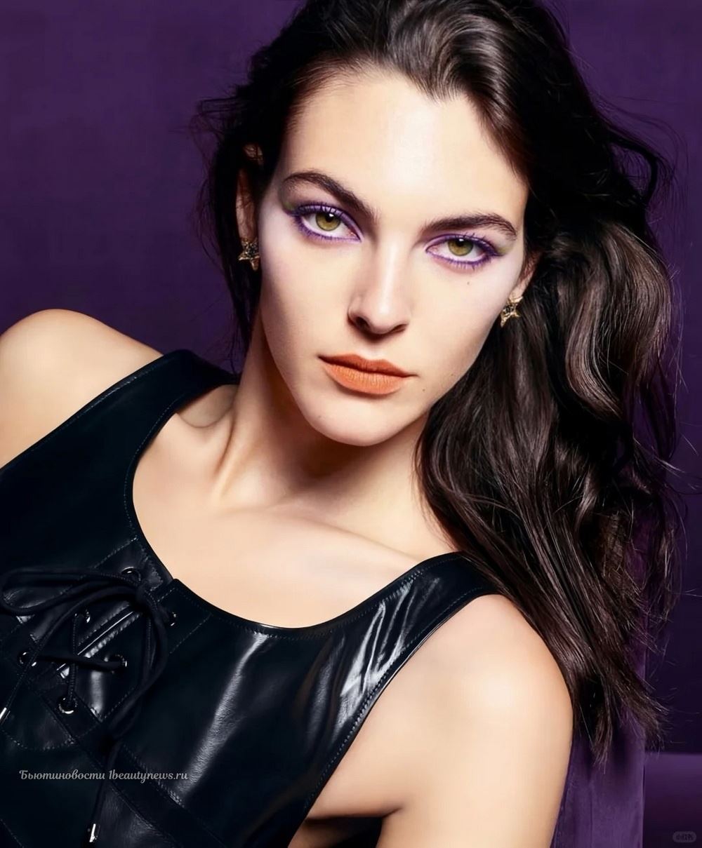 Chanel Clairvoyance Makeup Collection Fall Winter 2024 - Vittoria Ceretti