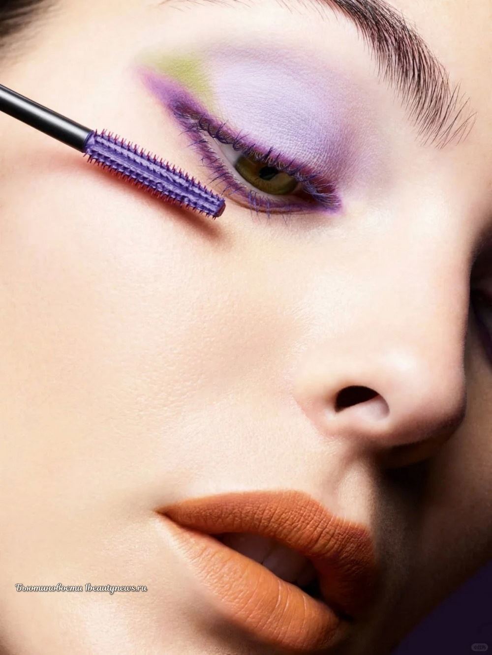 Chanel Clairvoyance Makeup Collection Fall Winter 2024 - Vittoria Ceretti