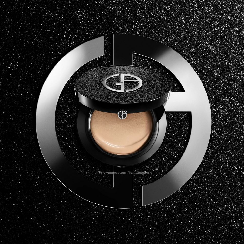 Giorgio Armani My Armani To Go Cushion Stella Fall 2024